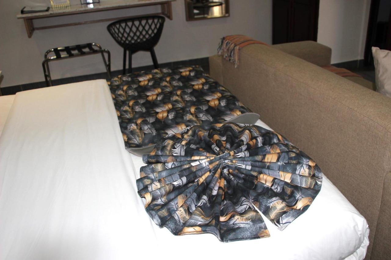 קומאטיפורט Ecolux Boutique Hotel מראה חיצוני תמונה