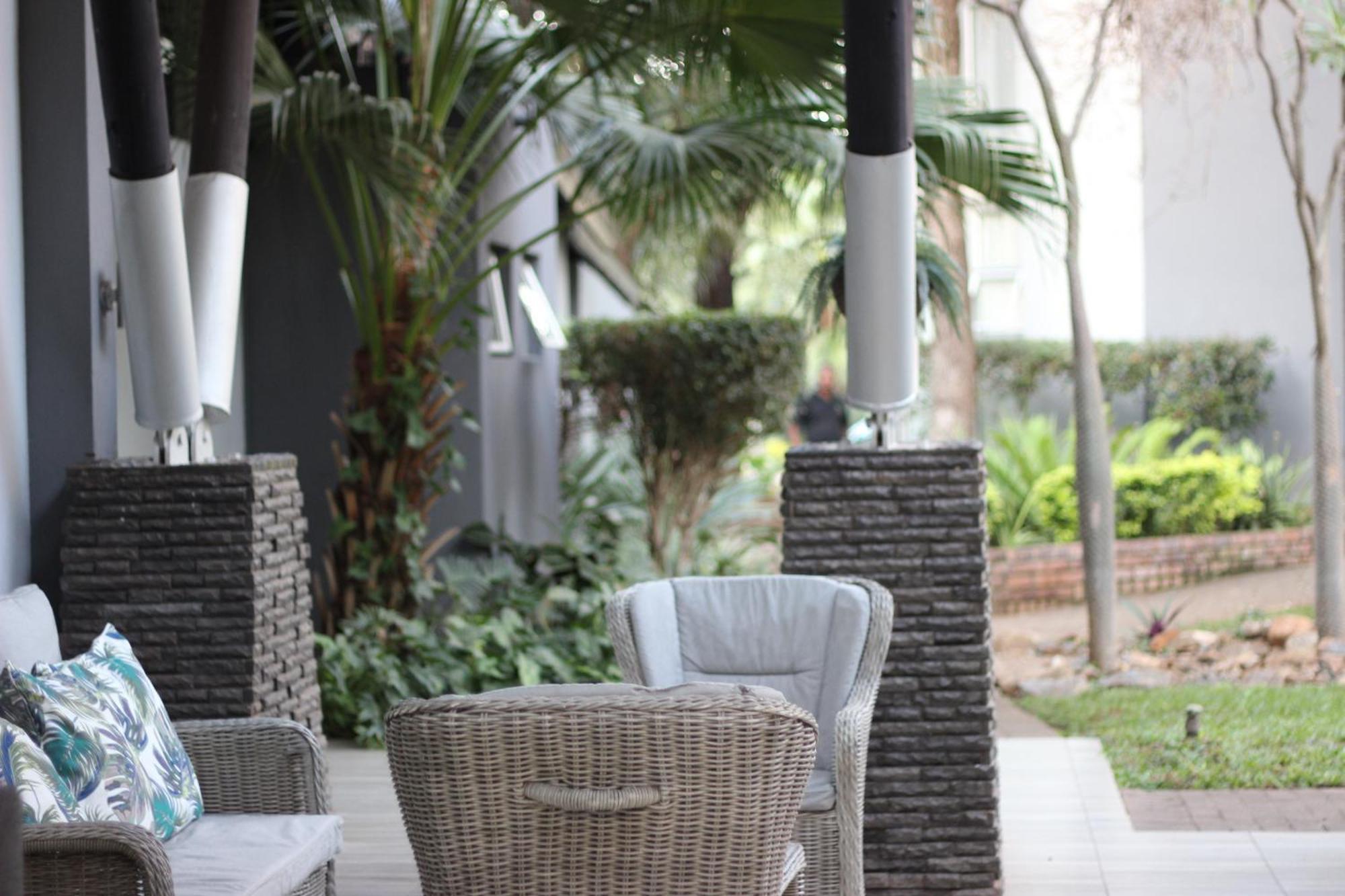 קומאטיפורט Ecolux Boutique Hotel מראה חיצוני תמונה