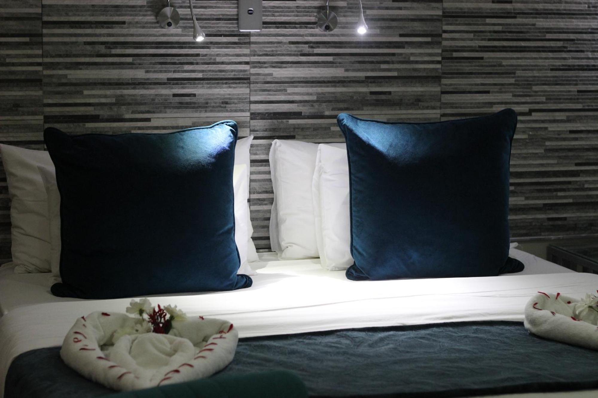קומאטיפורט Ecolux Boutique Hotel מראה חיצוני תמונה