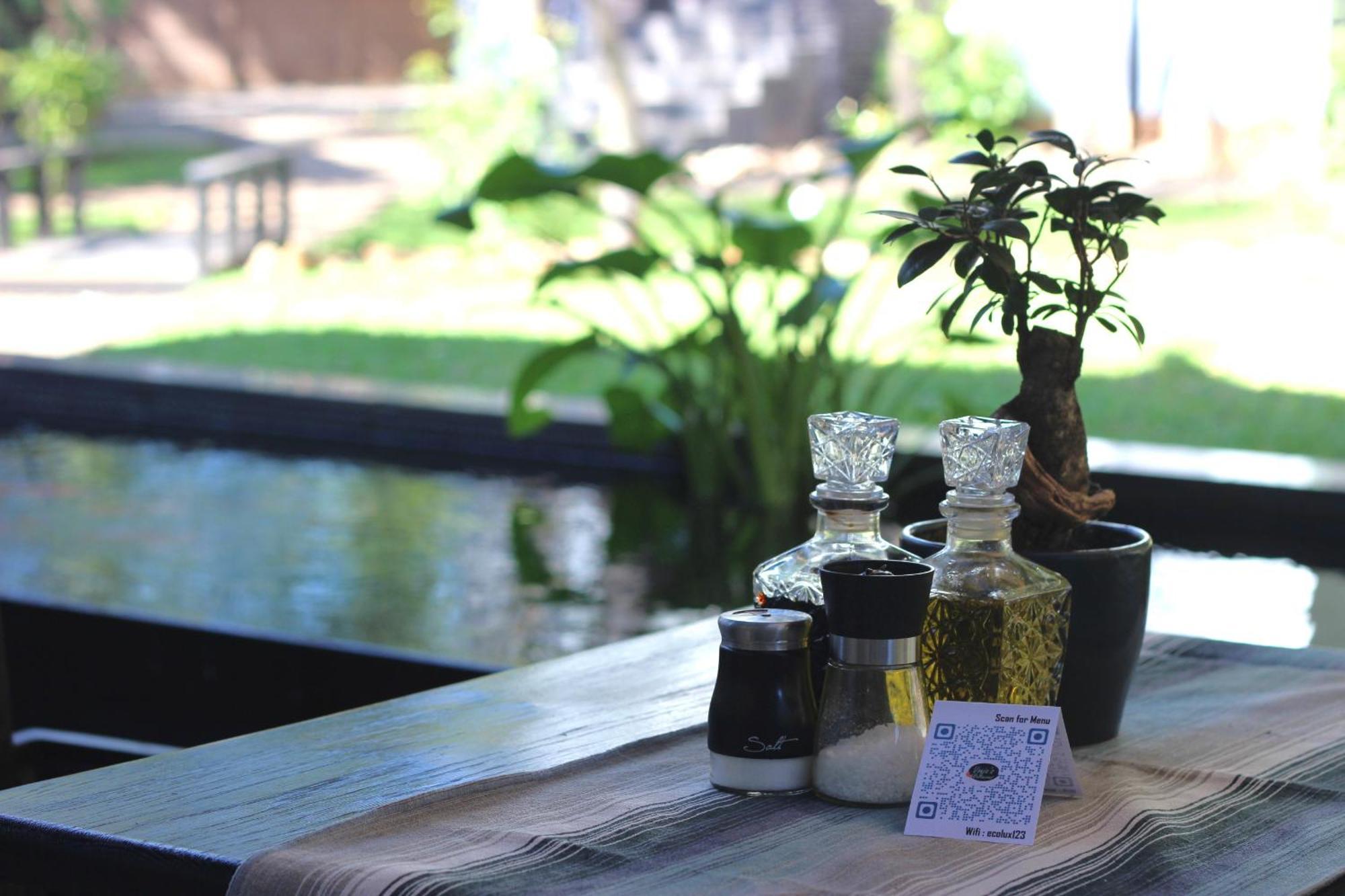 קומאטיפורט Ecolux Boutique Hotel מראה חיצוני תמונה