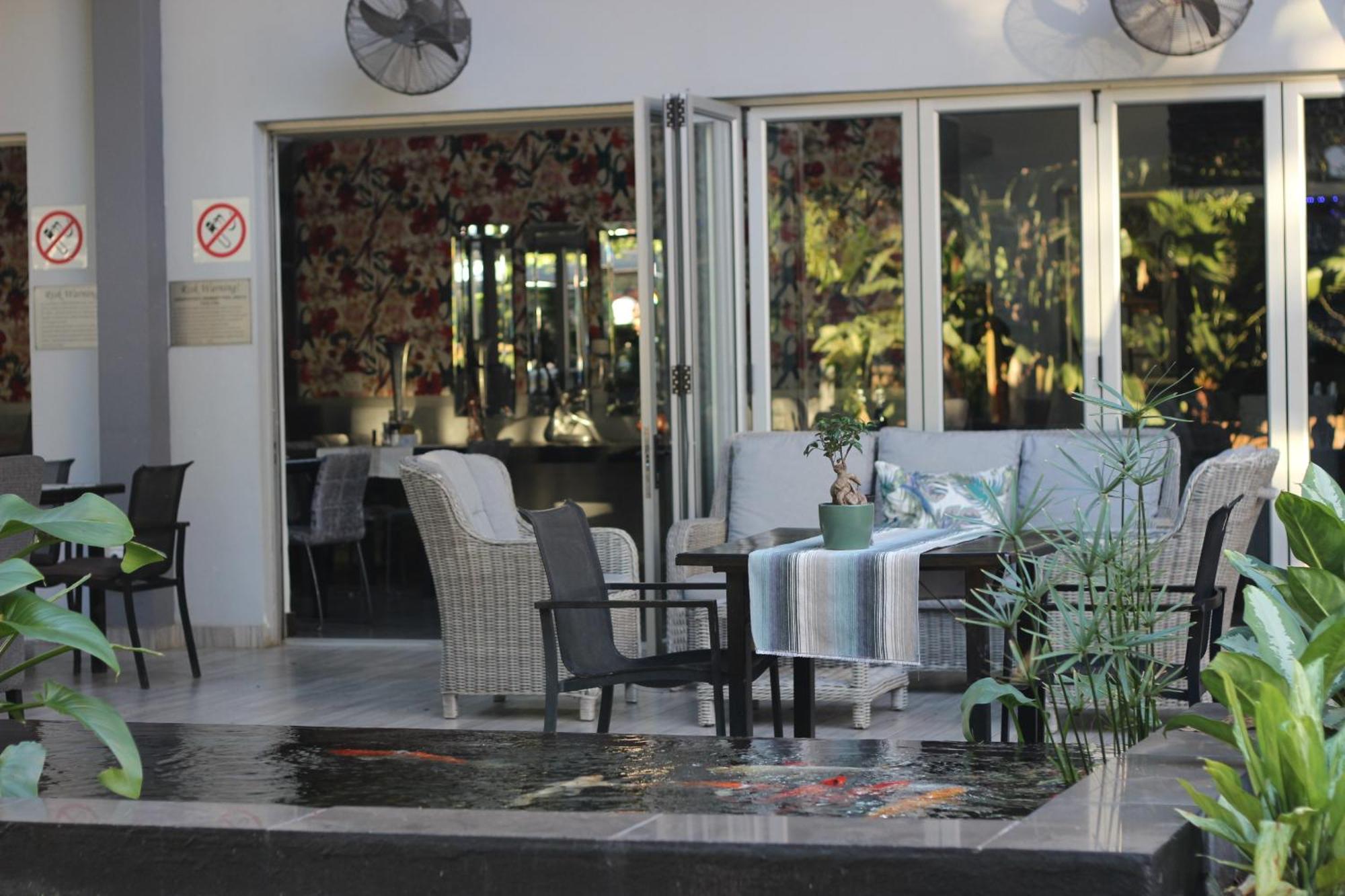 קומאטיפורט Ecolux Boutique Hotel מראה חיצוני תמונה